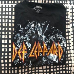 Def lepard Black band tee
